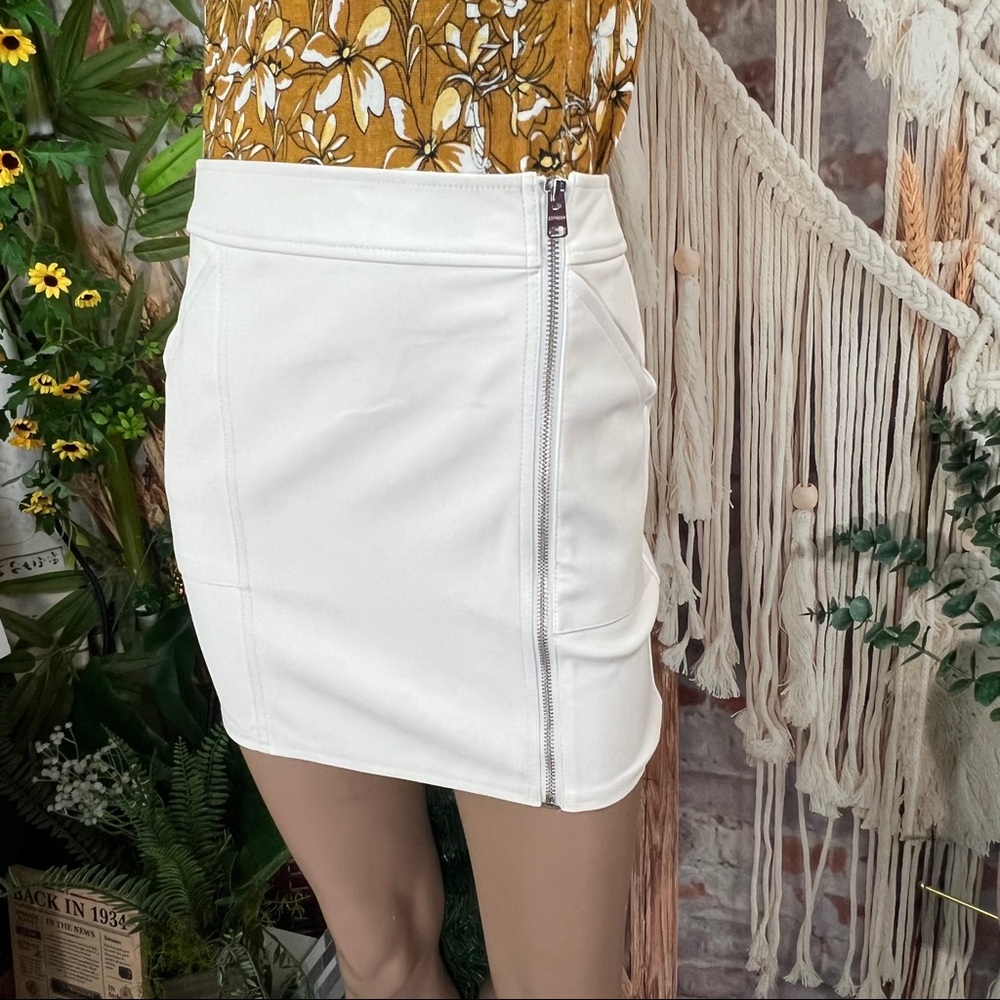 Express Mini Skirt - image 7
